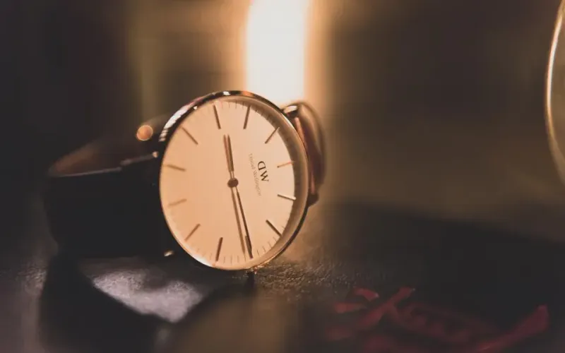 Watch Clock — Meridian & Co.